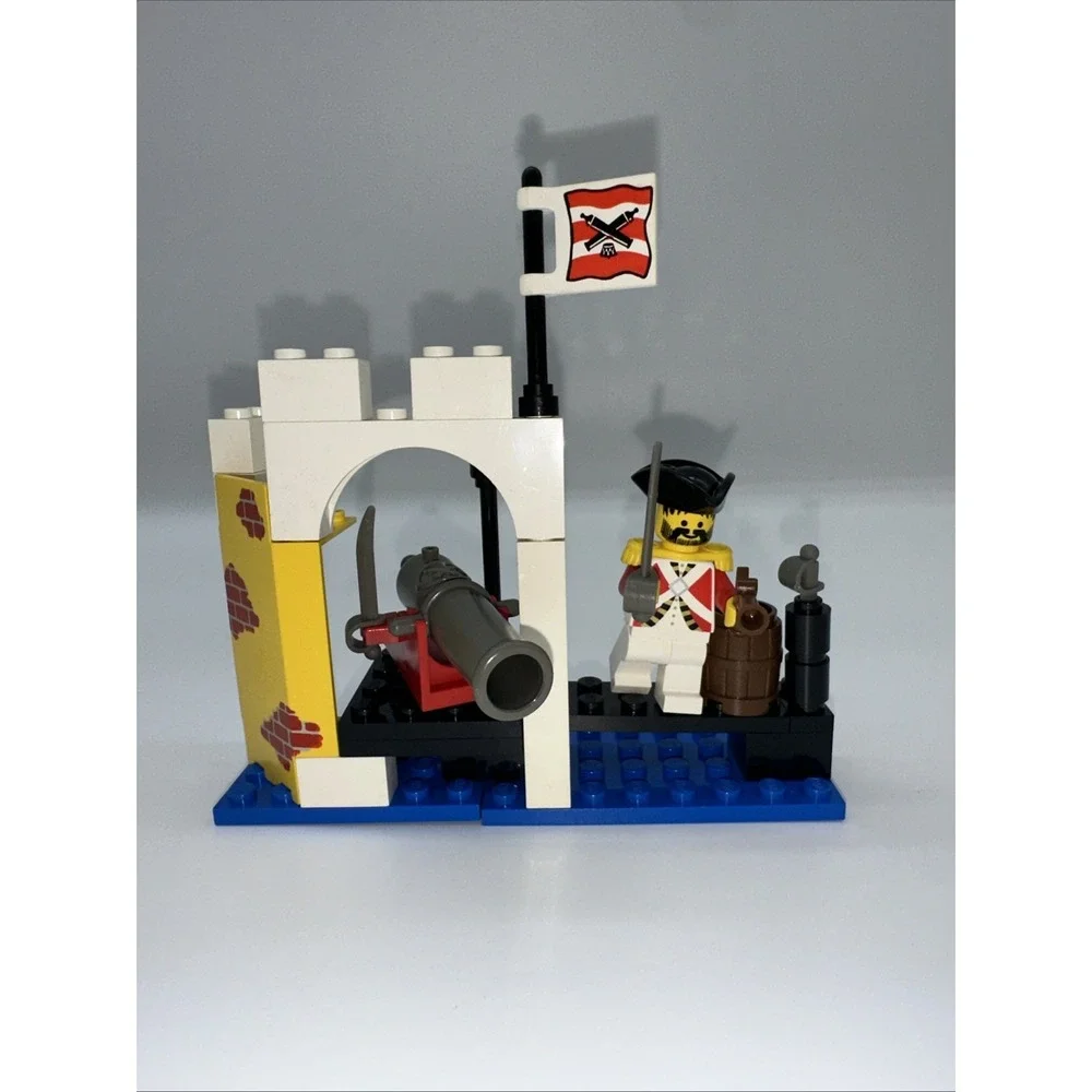 Vintage LEGO 1723 Castle Pirates Combo Pack Complete with Instructions